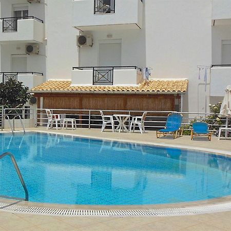 Irilena Apartments สตาลิดา ภายนอก รูปภาพ